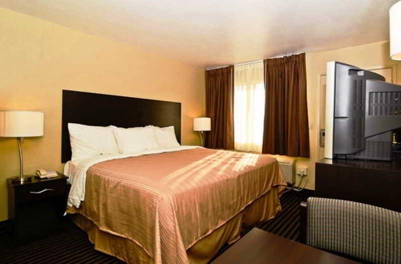 Americas Best Value Inn & Suites Escondido Zimmer foto