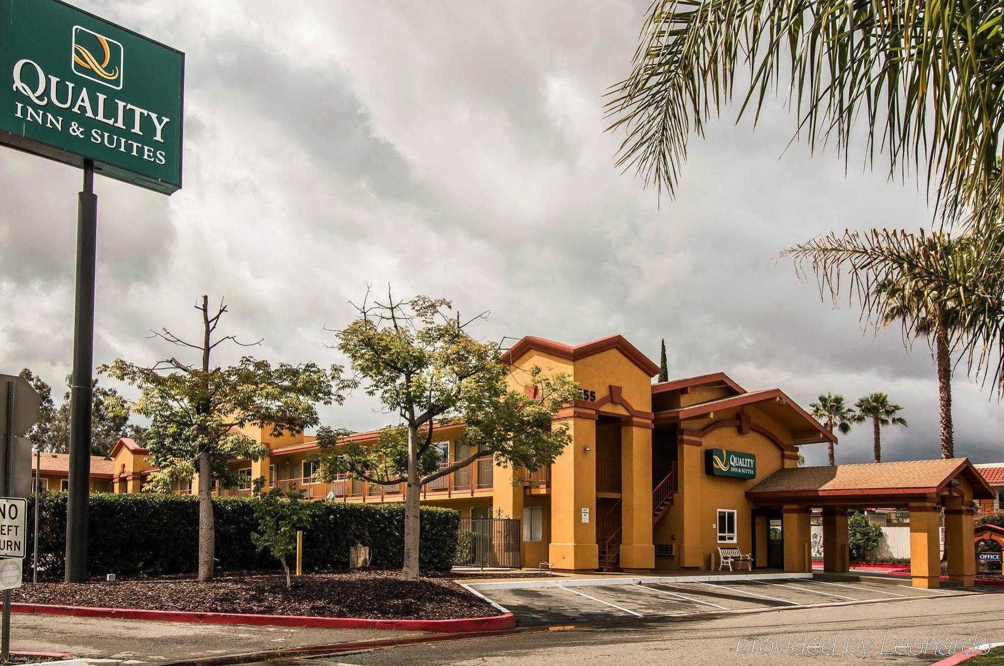 Americas Best Value Inn & Suites Escondido Exterior foto