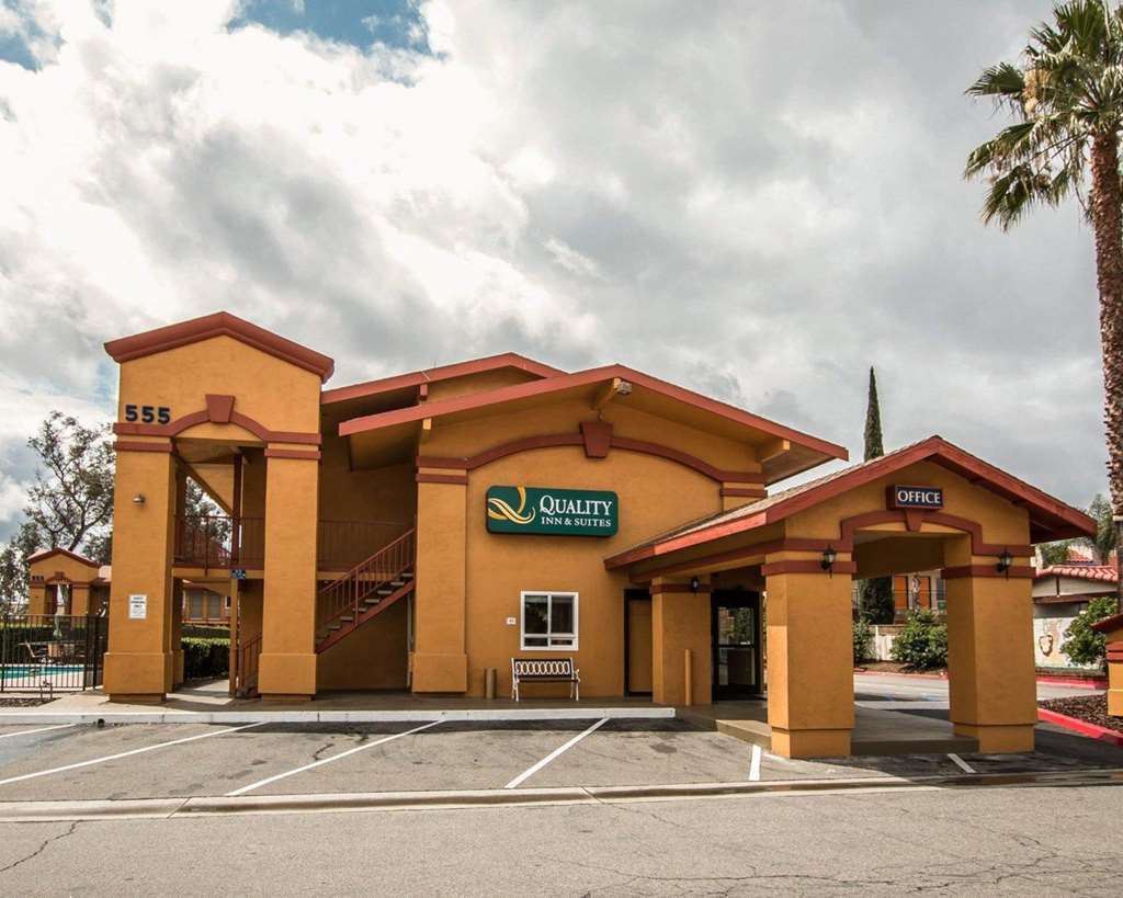 Americas Best Value Inn & Suites Escondido Exterior foto