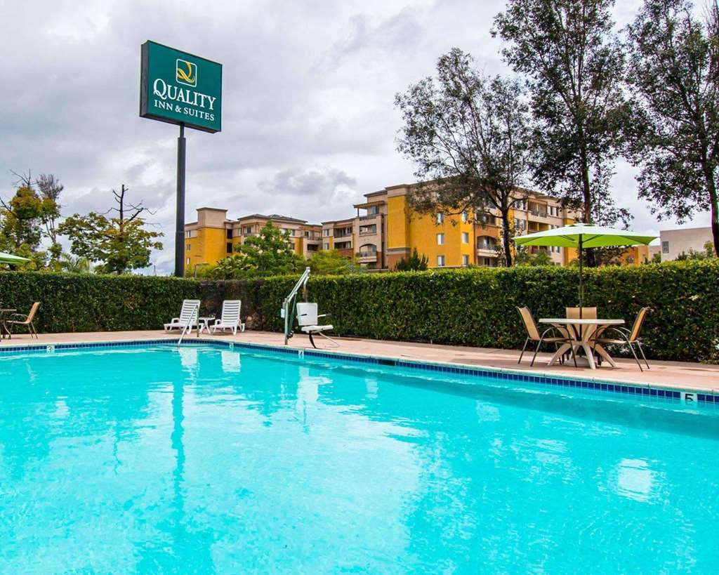 Americas Best Value Inn & Suites Escondido Einrichtungen foto