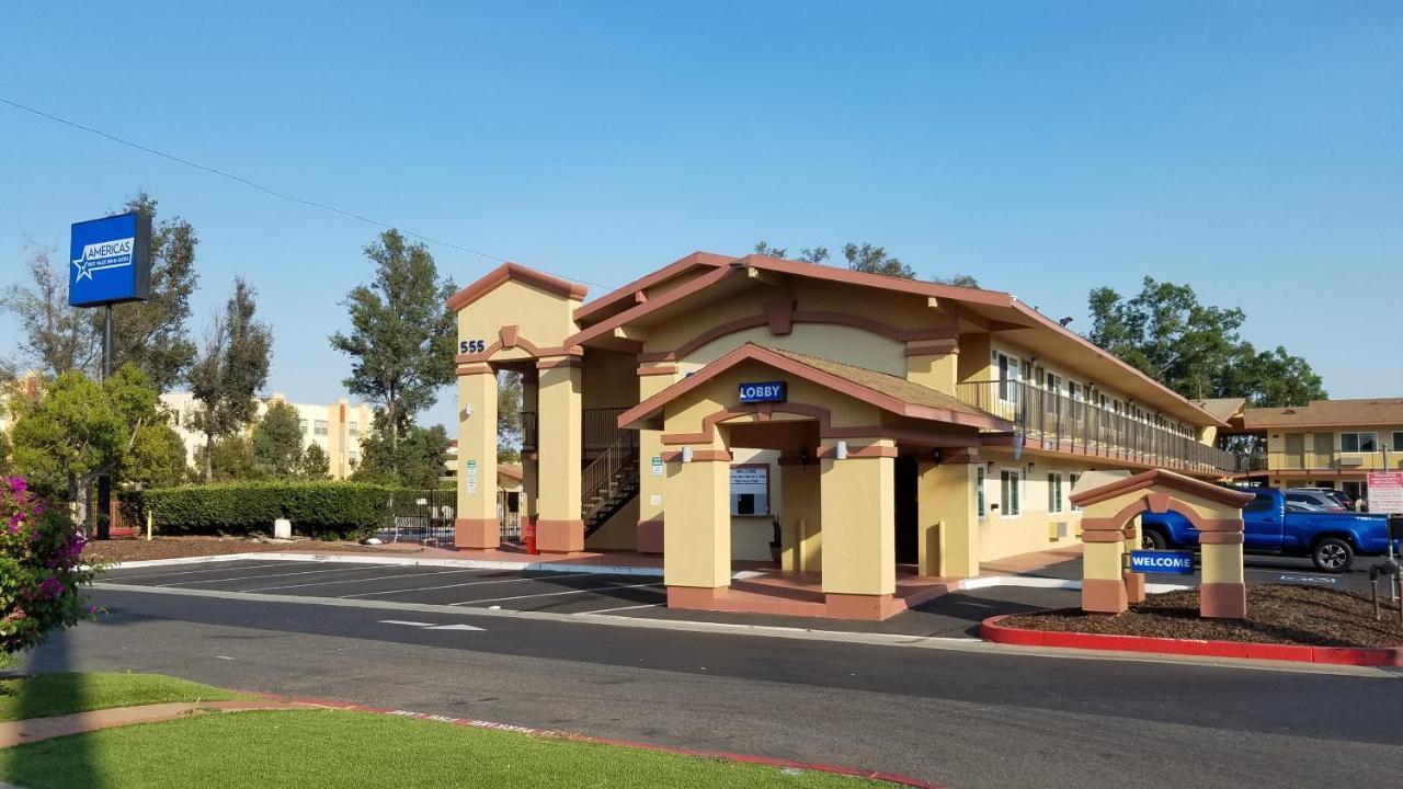 Americas Best Value Inn & Suites Escondido Exterior foto