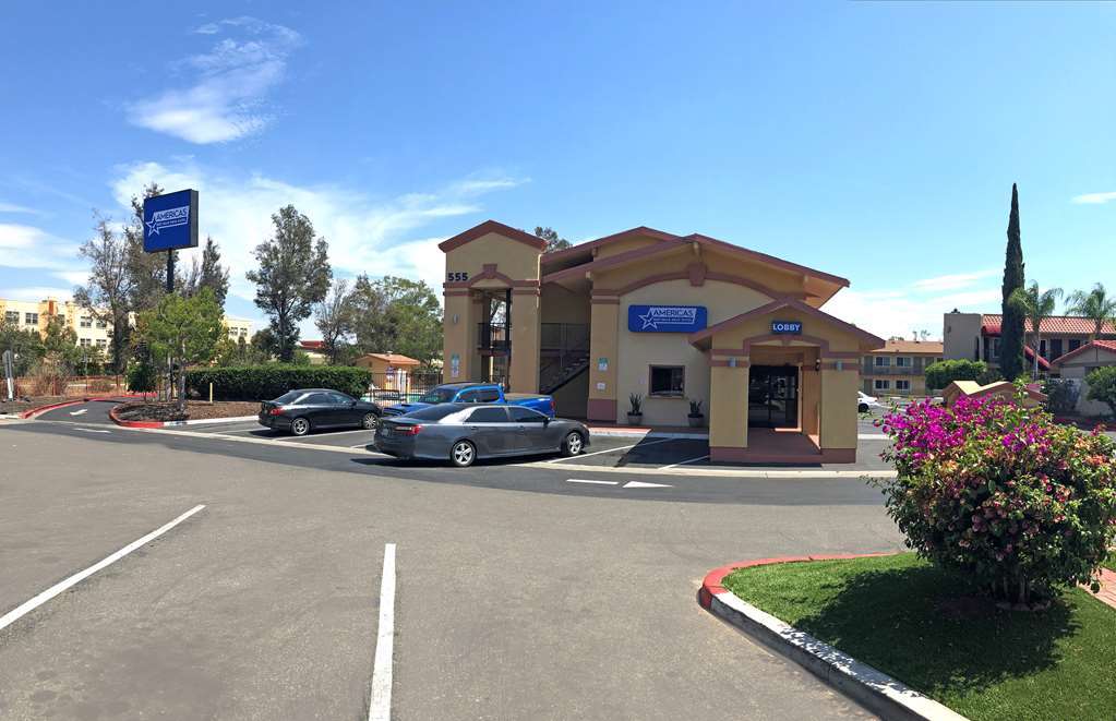 Americas Best Value Inn & Suites Escondido Exterior foto